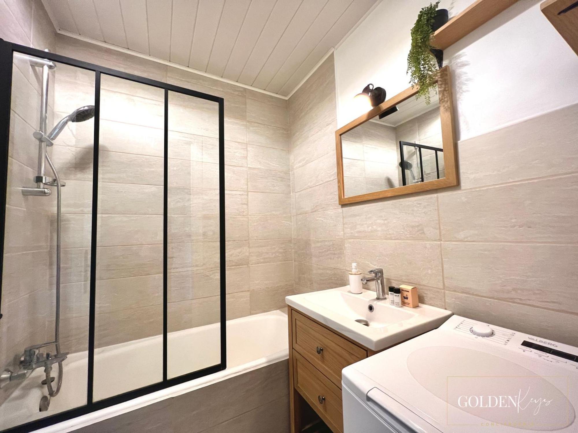 Le Golden View - Vue Imprenable & Parking Gratuit Chambéry